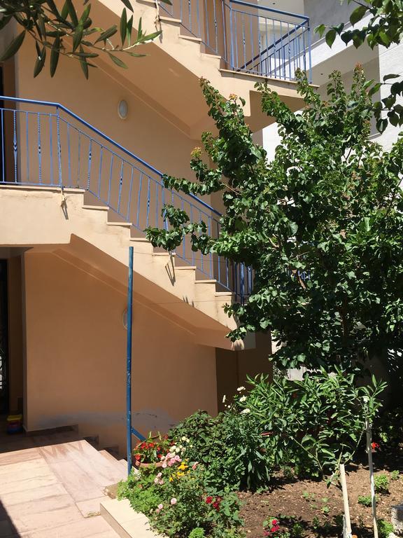 Vila Lemon Tree Sarande Exterior photo